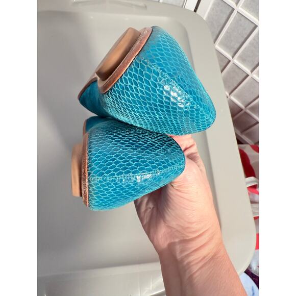 White House Black Market Teal Ballet Flats Women’s Size 8 Suede & Patent Cap Toe - Picture 4 of 5